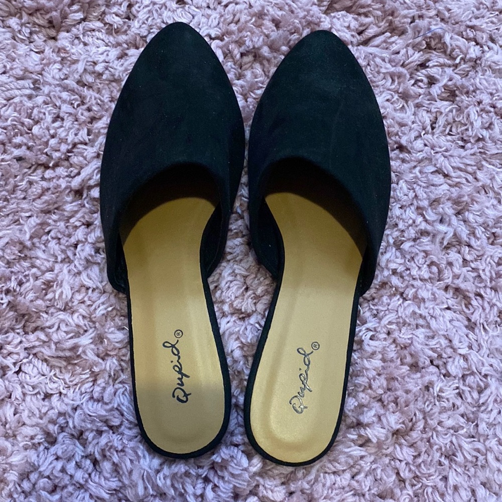 Black flats